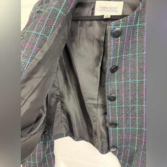 Vintage Karen Scott women’s colorful plaid gray cropped blazer jacket. Size 10 - Picture 3 of 6